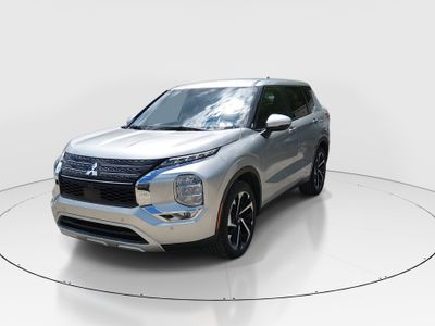 2024 Mitsubishi Outlander - Photo 3