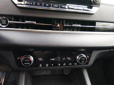 2024 Mitsubishi Outlander - Photo 13