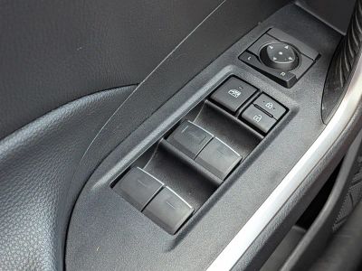 2024 Toyota RAV4 — photo 24 view