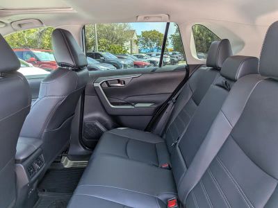 2024 Toyota RAV4 — photo 15 view
