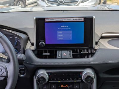 2024 Toyota RAV4 — photo 20 view