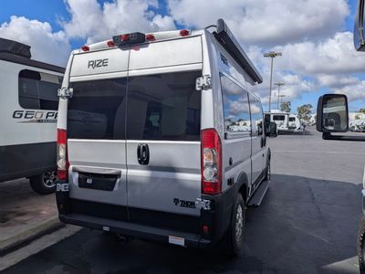 2026 Thor Motor Coach Rize — photo 13 view