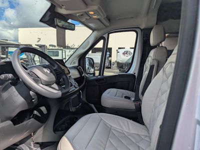 2026 Thor Motor Coach Rize — photo 7 view