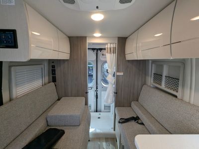 2026 Thor Motor Coach Rize — photo 14 view