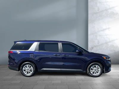 2024 Kia Carnival — photo 7 view