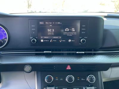 2024 Kia Carnival — photo 11 view