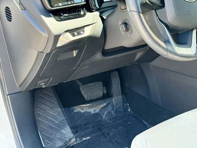 2023 Lexus RX - Photo 17