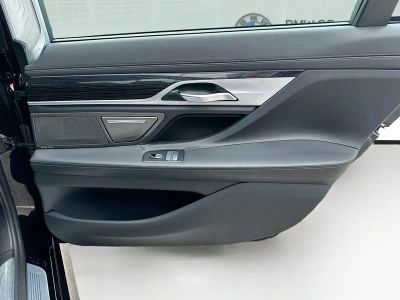 2020 BMW 7 Series — photo 29 view