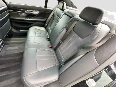 2020 BMW 7 Series — photo 24 view