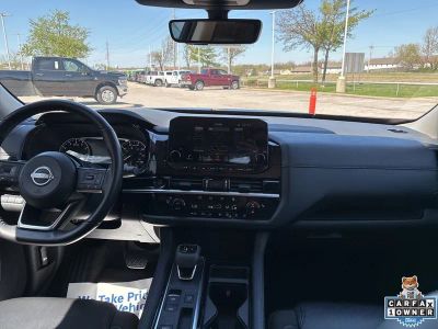 2025 Nissan Pathfinder - Photo 2