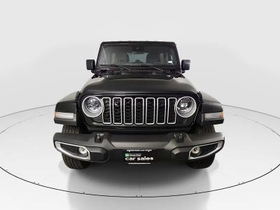 2025 Jeep Wrangler - Photo 2