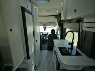 2027 Pleasure Way ONTOUR — detail view