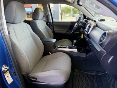 2017 Toyota Tacoma Double Cab — photo 20 view