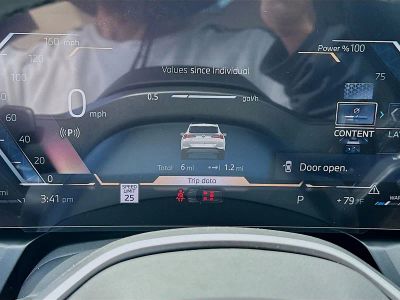2026 BMW X3 — photo 8 view