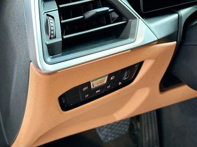 2024 BMW 3 Series — photo 10 view