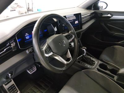 2025 Volkswagen Jetta - Photo 13