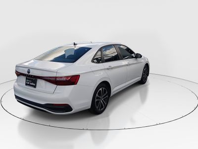 2025 Volkswagen Jetta - Photo 7