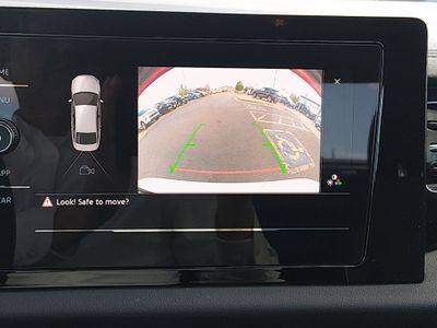2025 Volkswagen Jetta - Photo 21