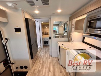 2026 Thor Motor Coach Vegas - Photo 47