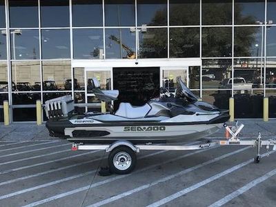 2025 Sea-Doo FishPro Apex 300 - Photo 5