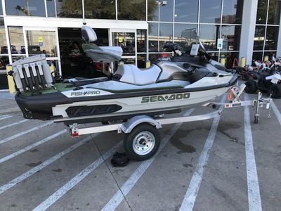 2025 Sea-Doo FishPro Apex 300 - Photo 2