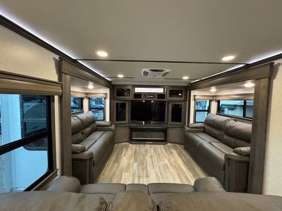 2022 Alliance RV Paradigm - Photo 18
