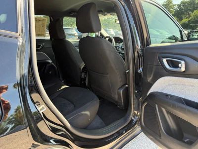 2023 Jeep Compass — photo 29 view