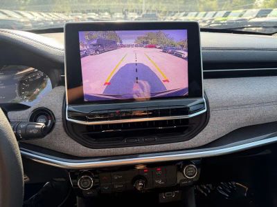 2023 Jeep Compass — photo 22 view