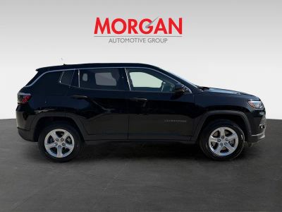 2023 Jeep Compass — photo 7 view