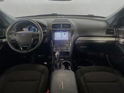 2019 Ford Explorer — photo 28 view