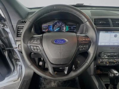 2019 Ford Explorer — photo 16 view