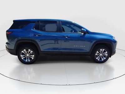 2026 Chevrolet Equinox — photo 8 view