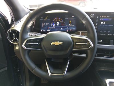 2026 Chevrolet Equinox — photo 12 view