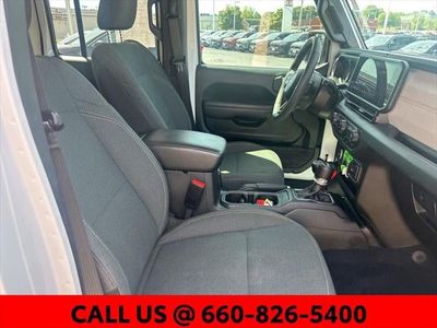 2024 Jeep Wrangler - Photo 22