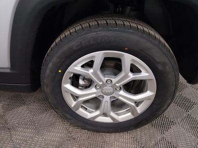 2024 Jeep Compass — photo 10 view