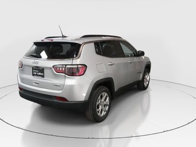2024 Jeep Compass — photo 7 view