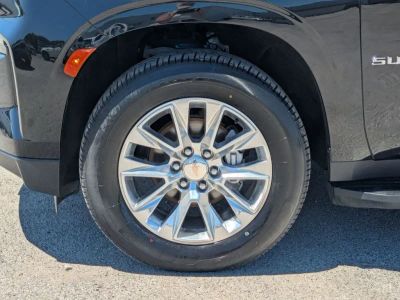 2024 Chevrolet Suburban - Photo 9