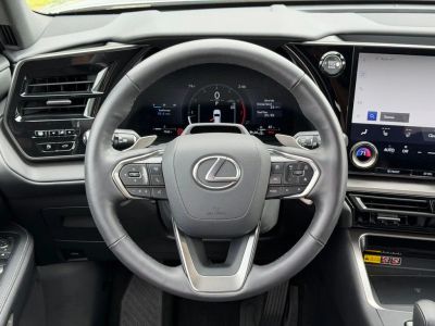 2025 Lexus TX - Photo 27