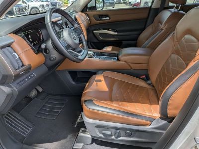 2022 Nissan Pathfinder - Photo 12