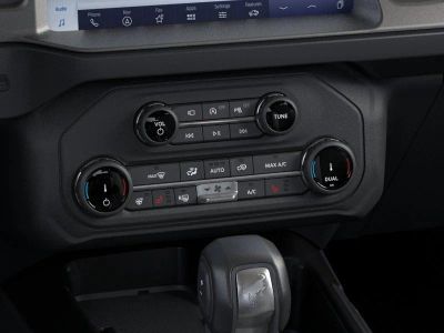 2026 Ford Bronco — photo 16 view