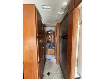 2006 Fleetwood RV Fleetwood Revolution - Photo 21