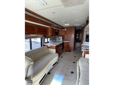 2006 Fleetwood RV Fleetwood Revolution - Photo 3