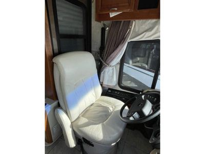 2006 Fleetwood RV Fleetwood Revolution - Photo 11