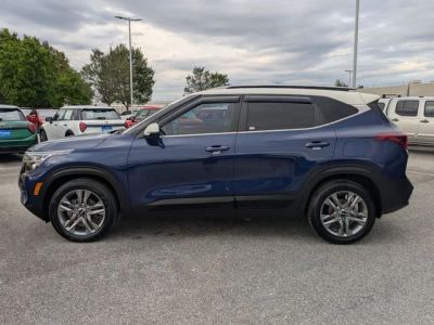 2023 Kia Seltos - Photo 2