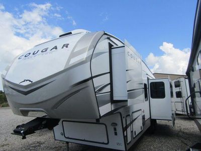 2025 Keystone Cougar - Photo 2
