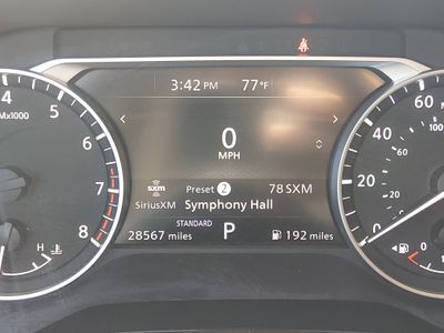 2025 Nissan Pathfinder — photo 14 view