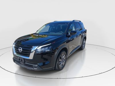 2025 Nissan Pathfinder — rear three-quarter view
