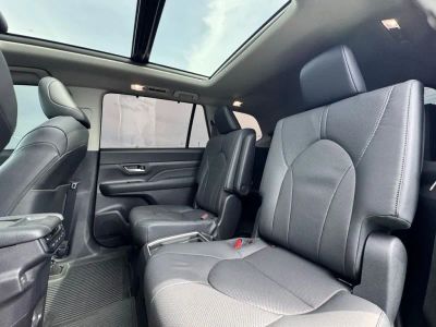 2025 Toyota Grand Highlander Hybrid - Photo 21