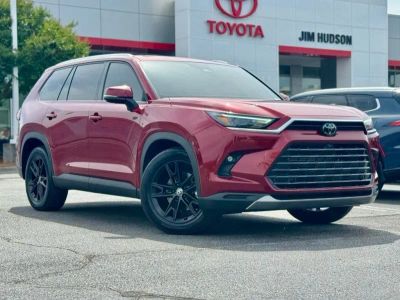 2025 Toyota Grand Highlander Hybrid - Photo 2