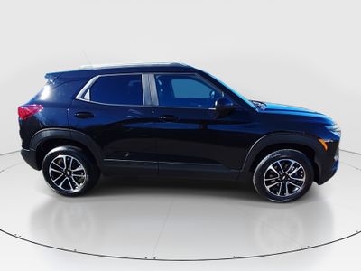 2025 Chevrolet Trailblazer — photo 8 view